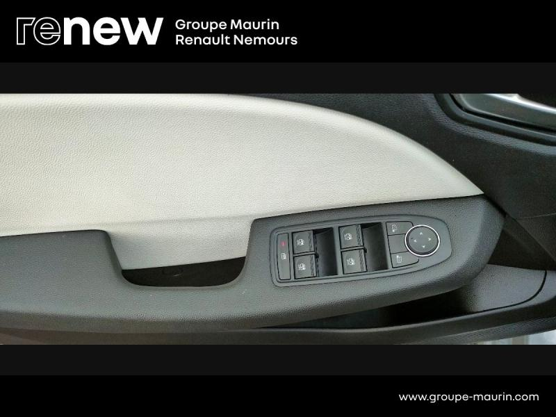 Photo 18 de l’annonce de RENAULT Clio d’occasion à vendre à SAINT PIERRE LES NEMOURS