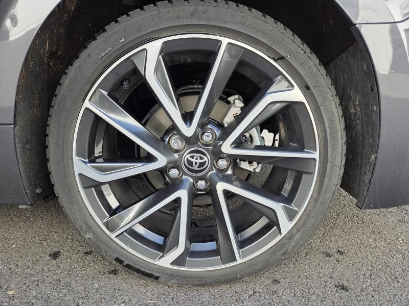 Photo 15 de l’annonce de TOYOTA Corolla Touring Spt d’occasion à vendre à CHARMEIL