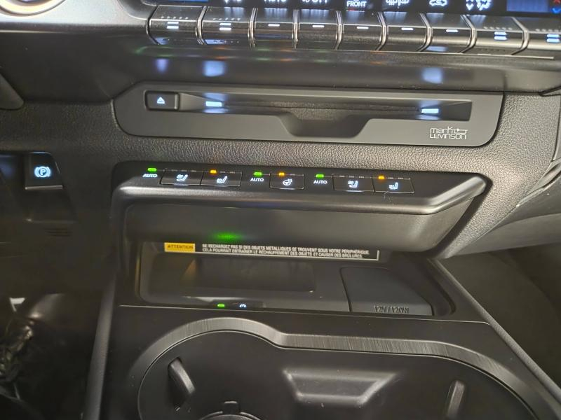 Photo 7 de l’annonce de LEXUS UX d’occasion à vendre à AUBIÈRE