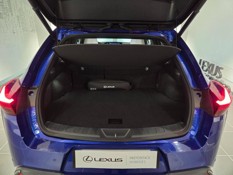 Photo 15 de l’annonce de LEXUS UX d’occasion à vendre à AUBIÈRE