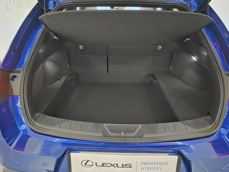 Photo 16 de l’annonce de LEXUS UX d’occasion à vendre à AUBIÈRE