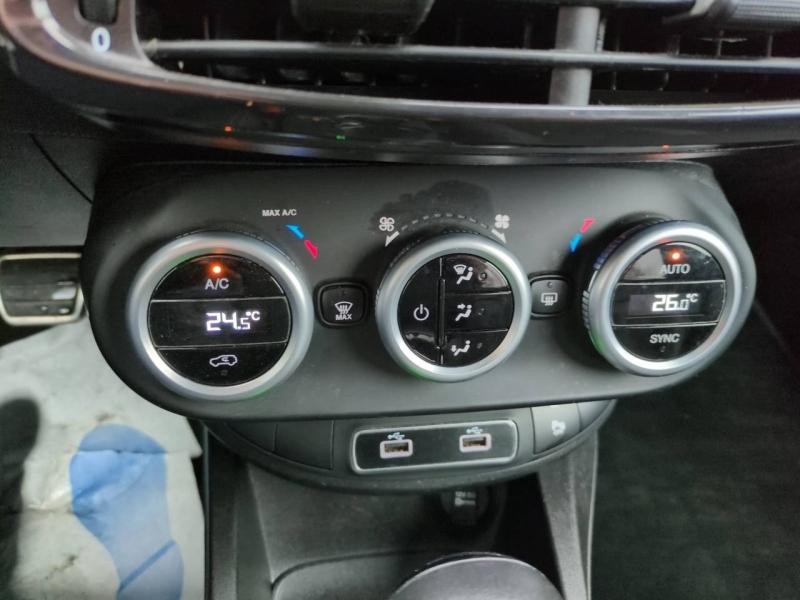 Photo 10 de l’annonce de FIAT 500X d’occasion à vendre à NÎMES