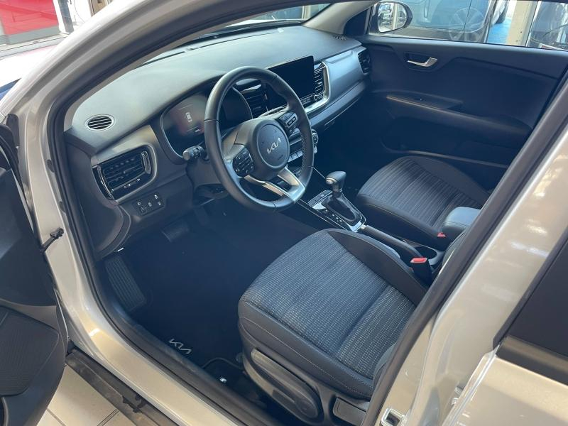 Photo 6 de l’annonce de KIA Stonic d’occasion à vendre à SALLANCHES