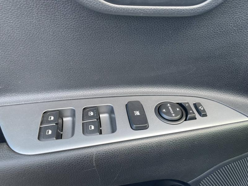 Photo 18 de l’annonce de KIA Stonic d’occasion à vendre à SALLANCHES