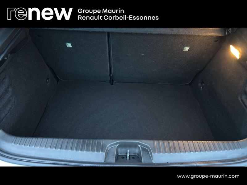 Photo 11 de l’annonce de RENAULT Clio d’occasion à vendre à CORBEIL-ESSONNES