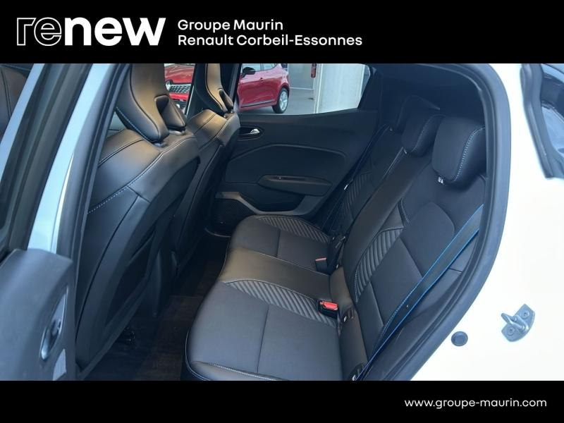 Photo 12 de l’annonce de RENAULT Clio d’occasion à vendre à CORBEIL-ESSONNES