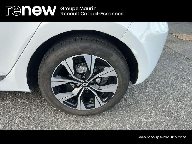 Photo 9 de l’annonce de RENAULT Clio d’occasion à vendre à CORBEIL-ESSONNES