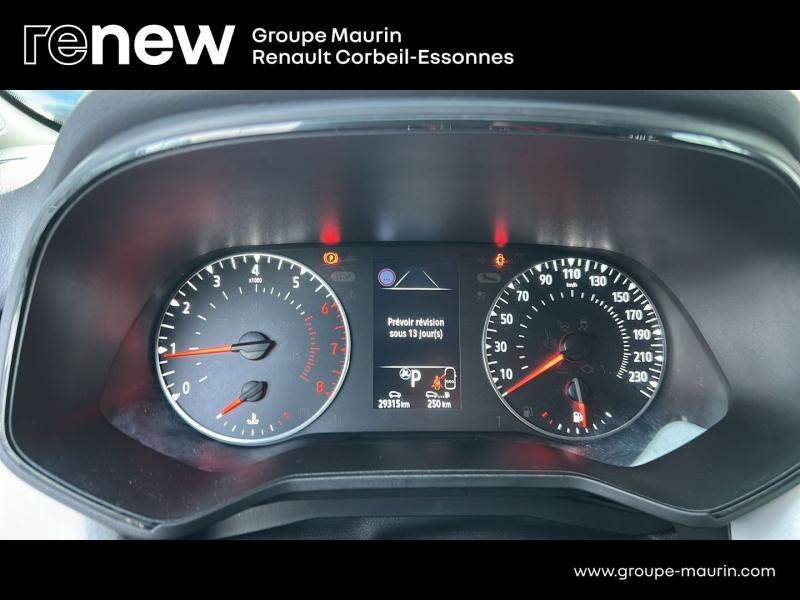 Photo 16 de l’annonce de RENAULT Clio d’occasion à vendre à CORBEIL-ESSONNES