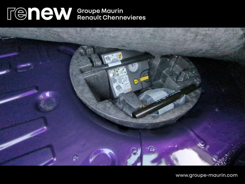 Photo 13 de l’annonce de RENAULT Zoe d’occasion à vendre à CHENNEVIÈRES-SUR-MARNE