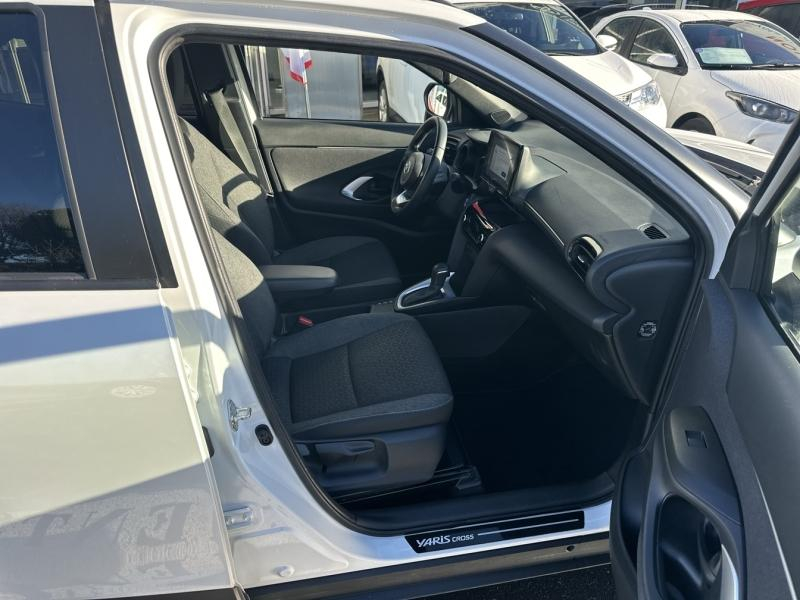 Photo 9 de l’annonce de TOYOTA Yaris Cross d’occasion à vendre à LATTES