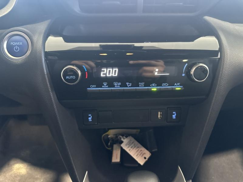 Photo 18 de l’annonce de TOYOTA Yaris Cross d’occasion à vendre à LATTES