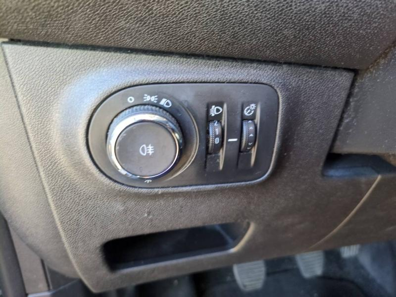 Photo 10 de l’annonce de OPEL Adam Rocks d’occasion à vendre à ALÈS