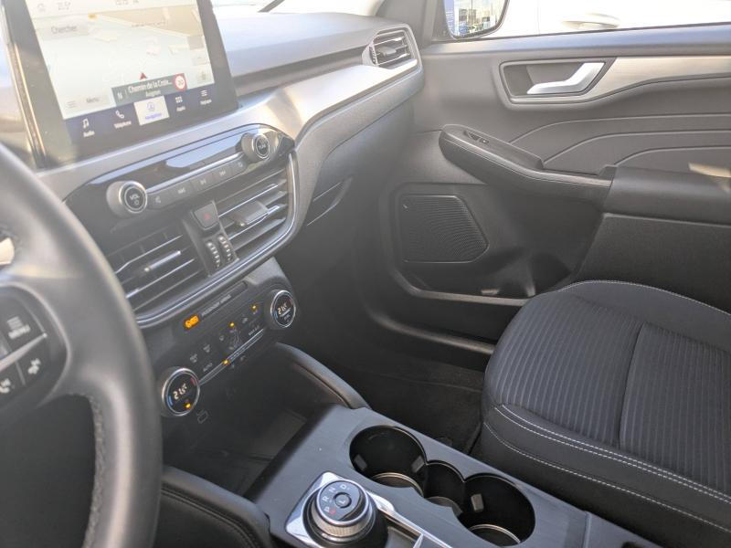 Photo 18 de l’annonce de FORD Kuga d’occasion à vendre à AVIGNON