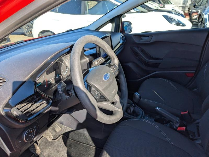 Photo 8 de l’annonce de FORD Fiesta d’occasion à vendre à AVIGNON