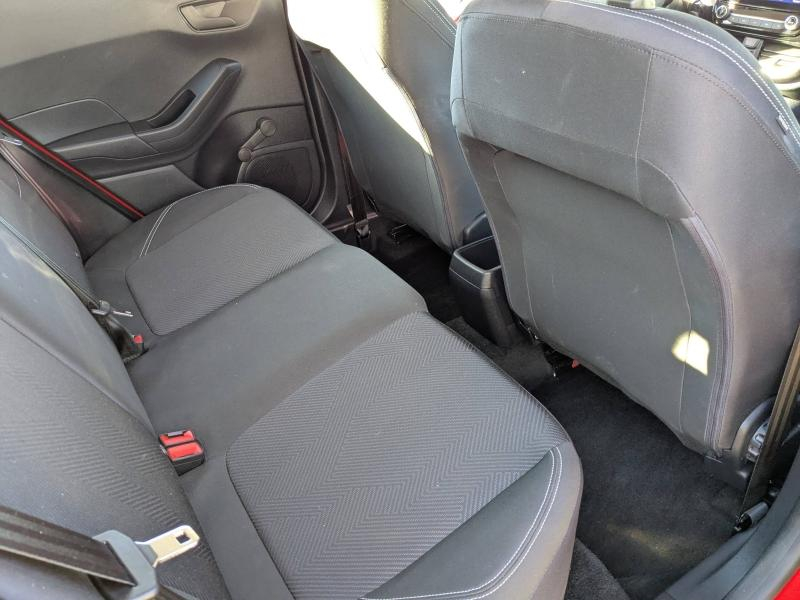 Photo 11 de l’annonce de FORD Fiesta d’occasion à vendre à AVIGNON