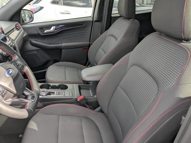 Photo 9 de l’annonce de FORD Kuga d’occasion à vendre à AVIGNON