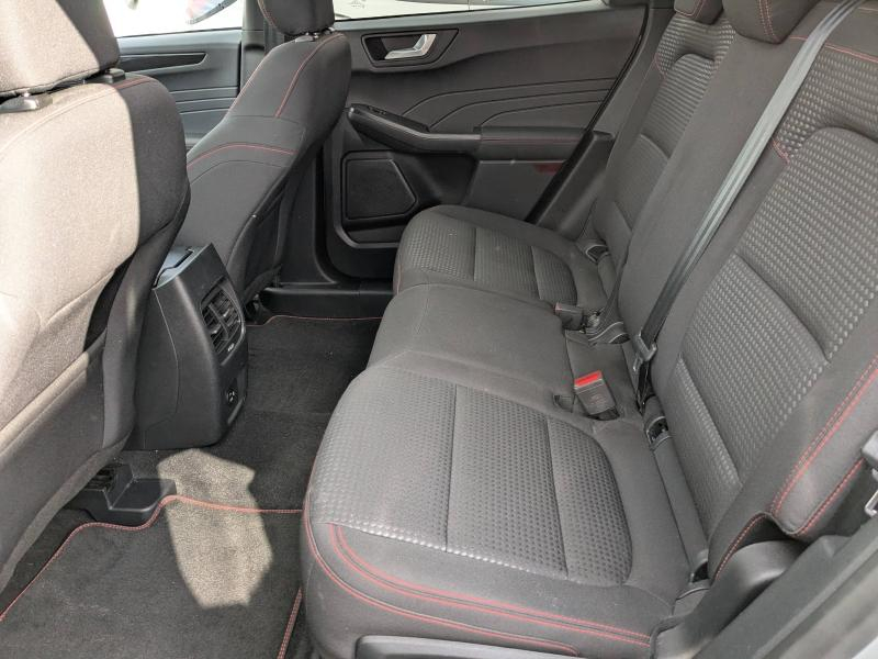 Photo 10 de l’annonce de FORD Kuga d’occasion à vendre à AVIGNON