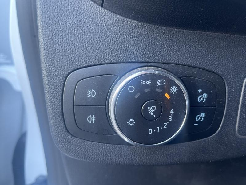 Photo 18 de l’annonce de FORD Puma d’occasion à vendre à CARPENTRAS