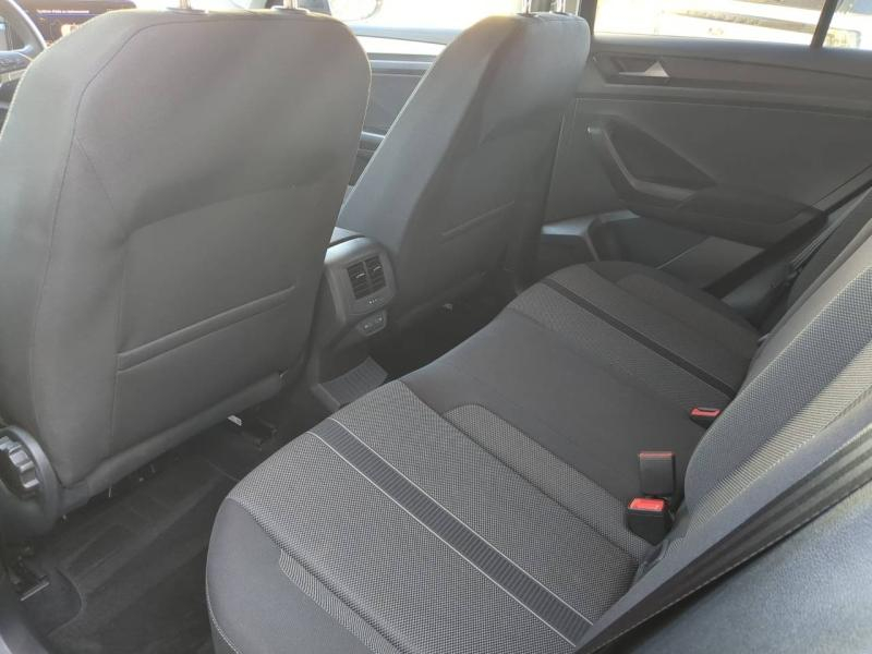 Photo 11 de l’annonce de VOLKSWAGEN T-Roc d’occasion à vendre à ARLES