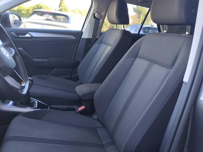 Photo 14 de l’annonce de VOLKSWAGEN T-Roc d’occasion à vendre à ARLES