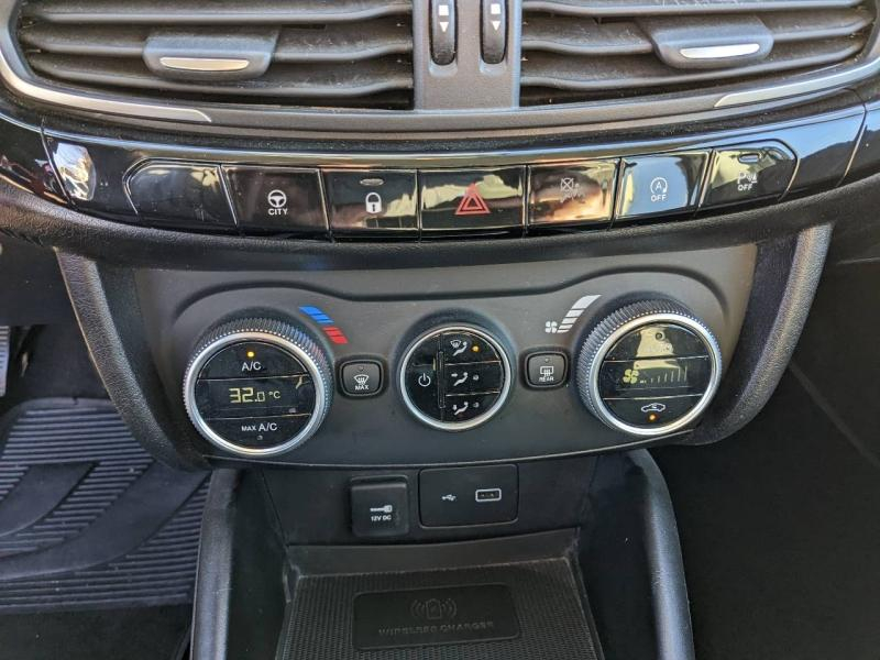 Photo 13 de l’annonce de FIAT Tipo d’occasion à vendre à MARSEILLE