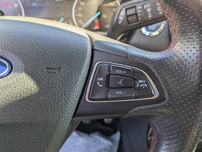 Photo 16 de l’annonce de FORD EcoSport d’occasion à vendre à MARSEILLE