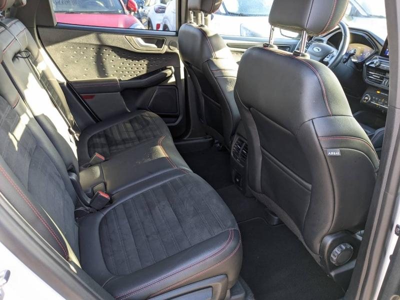 Photo 17 de l’annonce de FORD Kuga d’occasion à vendre à MARSEILLE