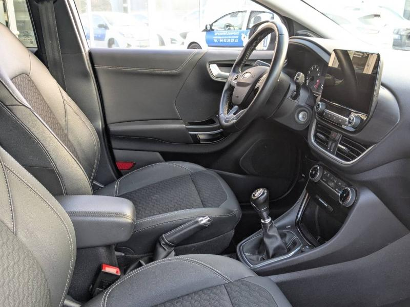 Photo 5 de l’annonce de FORD Puma d’occasion à vendre à AIX-EN-PROVENCE