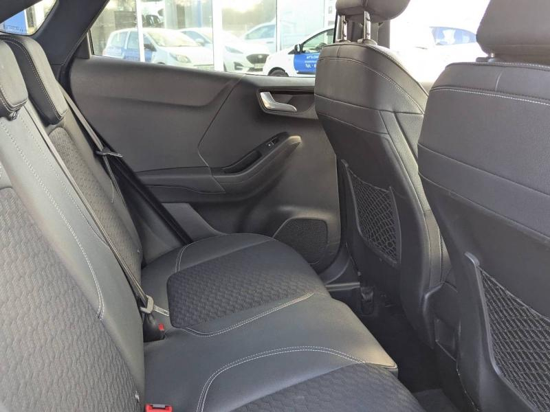 Photo 8 de l’annonce de FORD Puma d’occasion à vendre à AIX-EN-PROVENCE