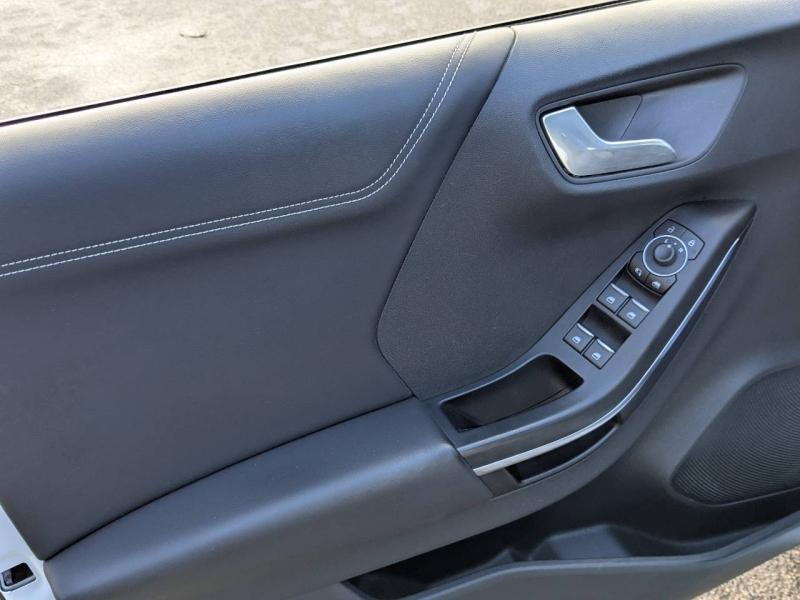 Photo 13 de l’annonce de FORD Puma d’occasion à vendre à AIX-EN-PROVENCE