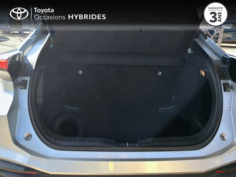 Photo 10 de l’annonce de TOYOTA C-HR d’occasion à vendre à ARLES