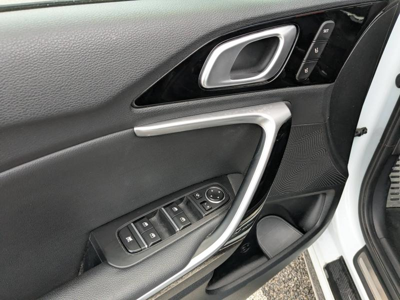 Photo 8 de l’annonce de KIA Ceed d’occasion à vendre à LA VALETTE