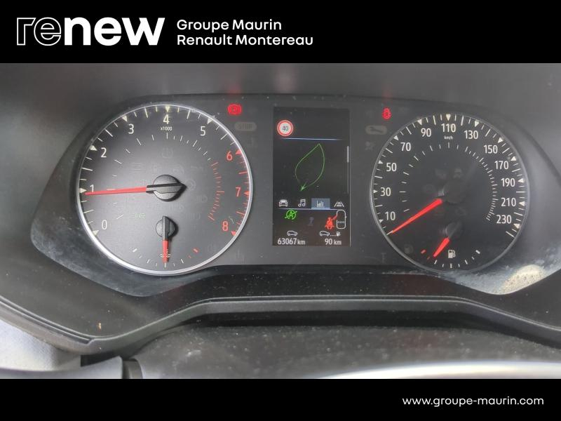 Photo 9 de l’annonce de RENAULT Clio d’occasion à vendre à VARENNES SUR SEINE