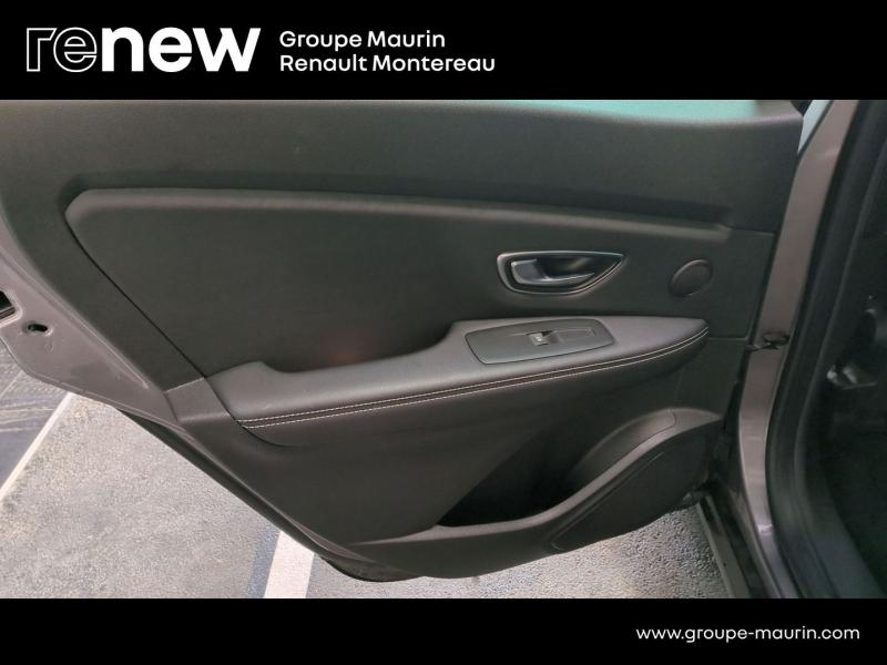 Photo 19 de l’annonce de RENAULT Scenic d’occasion à vendre à VARENNES SUR SEINE