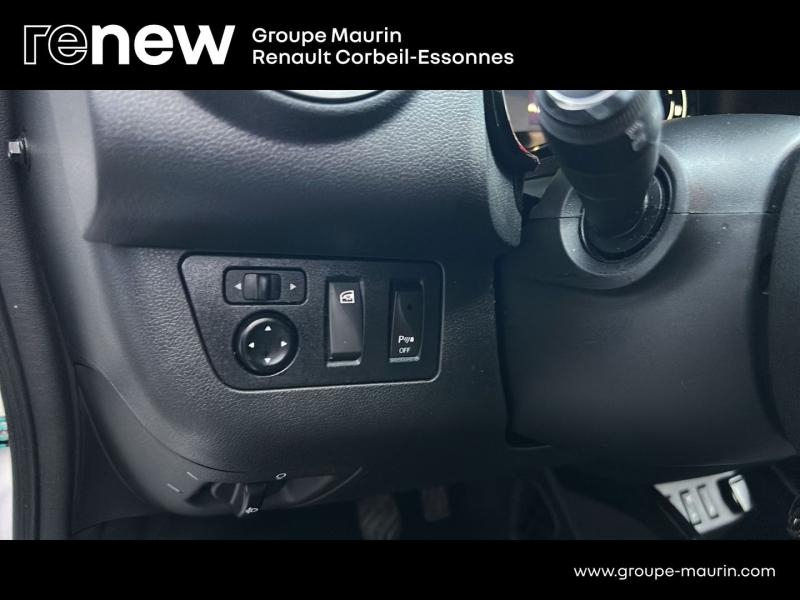 Photo 16 de l’annonce de DACIA Spring d’occasion à vendre à CORBEIL-ESSONNES