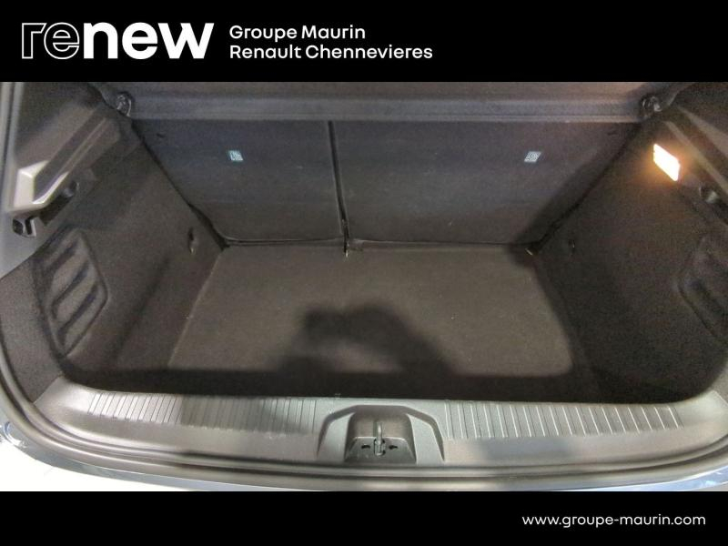 Photo 9 de l’annonce de RENAULT Clio d’occasion à vendre à CHENNEVIÈRES-SUR-MARNE