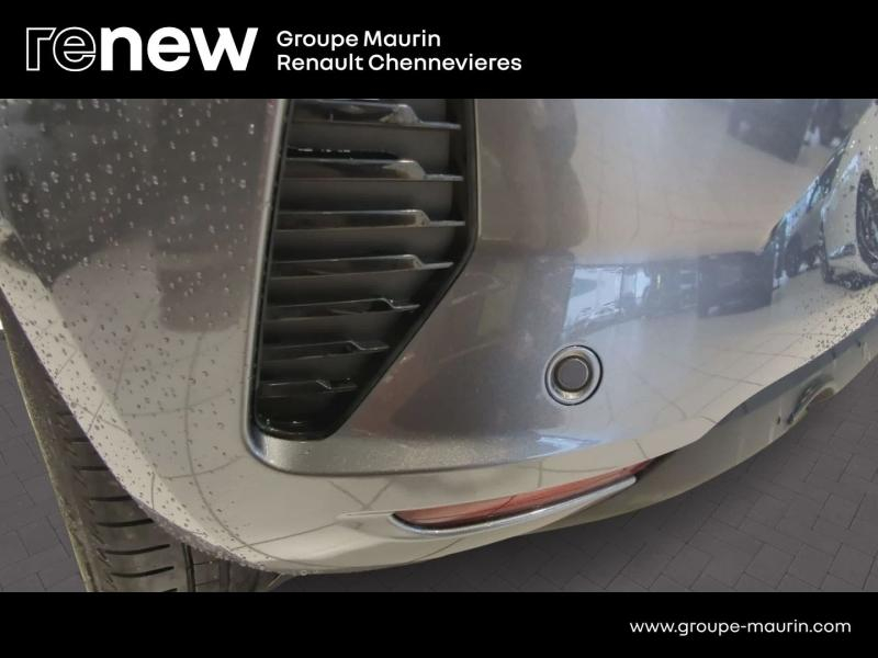 Photo 11 de l’annonce de RENAULT Clio d’occasion à vendre à CHENNEVIÈRES-SUR-MARNE