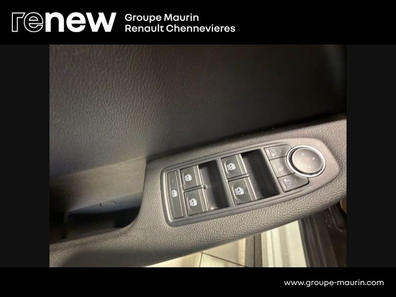 Photo 18 de l’annonce de RENAULT Clio d’occasion à vendre à CHENNEVIÈRES-SUR-MARNE