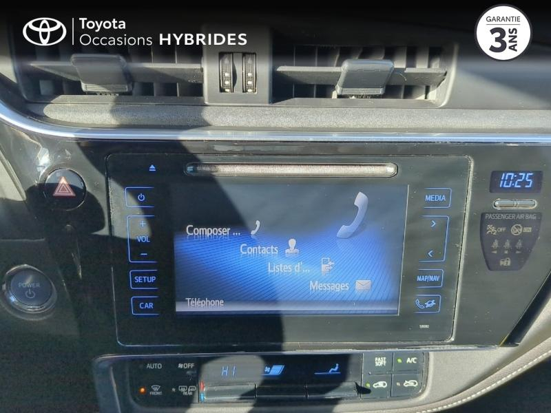 Photo 15 de l’annonce de TOYOTA Auris d’occasion à vendre à NÎMES