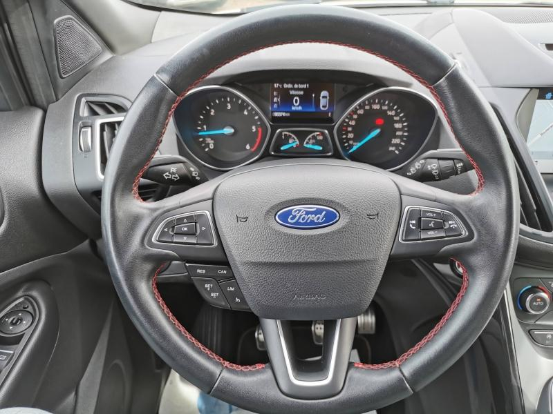 Photo 19 de l’annonce de FORD Kuga d’occasion à vendre à NÎMES