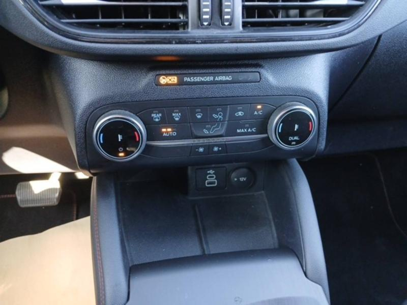 Photo 11 de l’annonce de FORD Kuga d’occasion à vendre à NÎMES