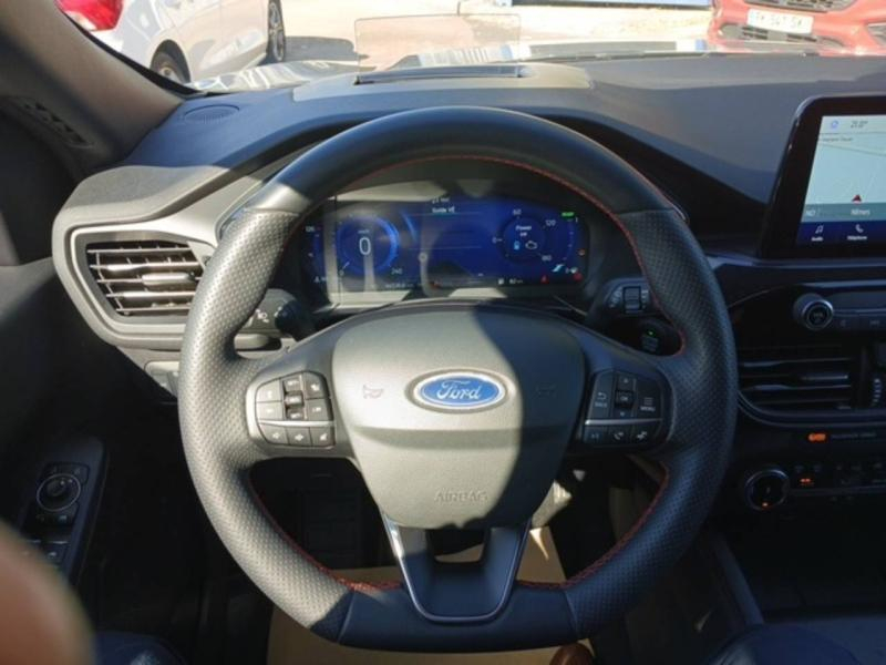 Photo 12 de l’annonce de FORD Kuga d’occasion à vendre à NÎMES