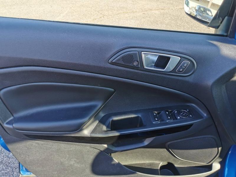 Photo 12 de l’annonce de FORD EcoSport d’occasion à vendre à NÎMES