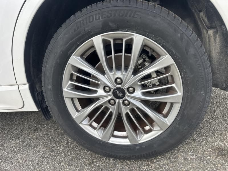 Photo 20 de l’annonce de FORD Kuga d’occasion à vendre à MARTIGUES