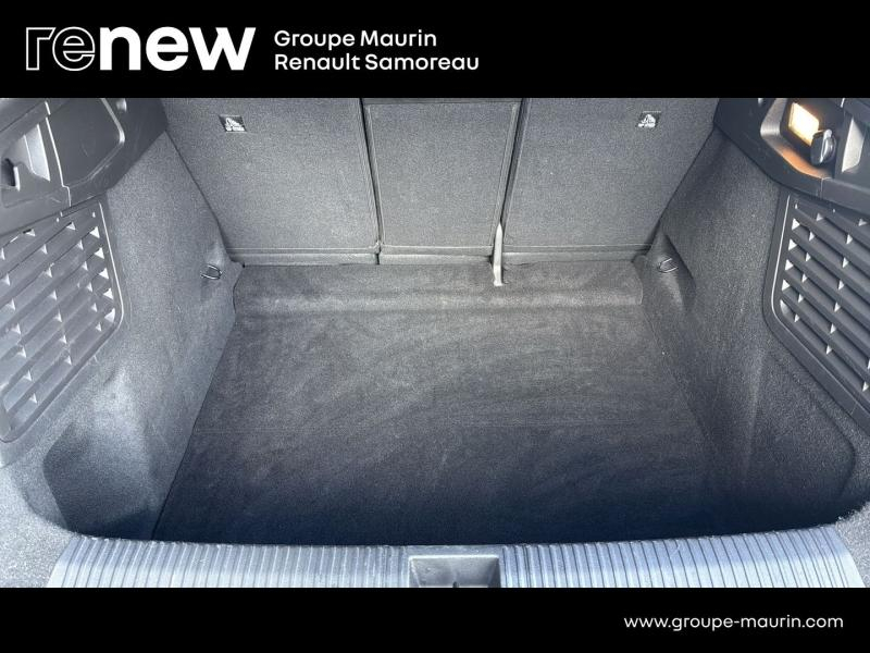 Photo 9 de l’annonce de RENAULT Scenic d’occasion à vendre à SAMOREAU