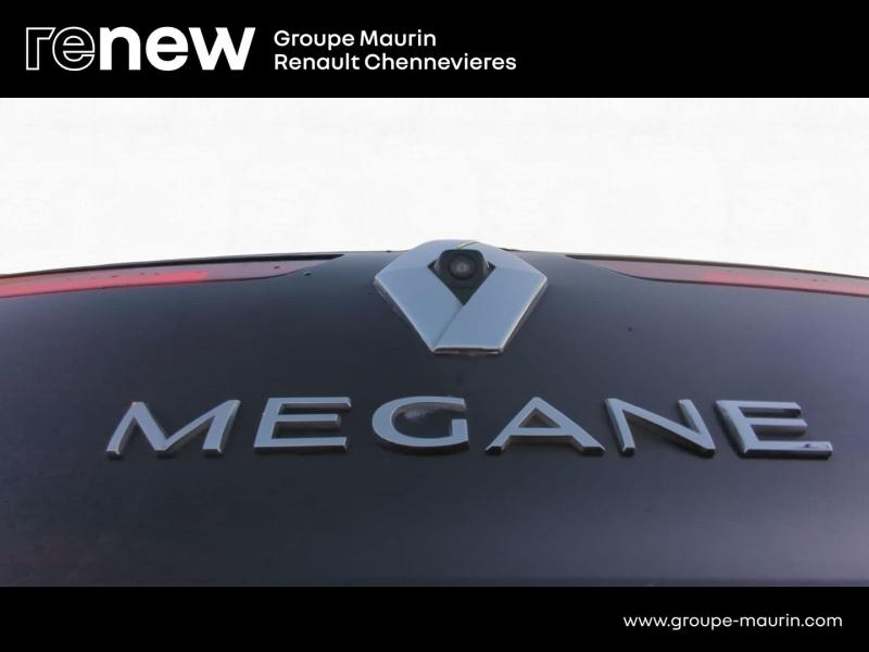 Photo 8 de l’annonce de RENAULT Megane d’occasion à vendre à CHENNEVIÈRES-SUR-MARNE