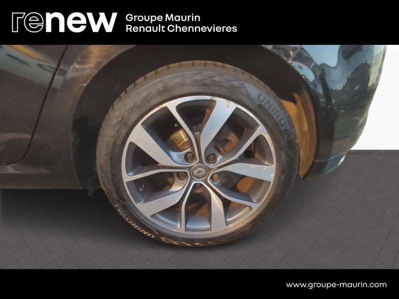 Photo 16 de l’annonce de RENAULT Megane d’occasion à vendre à CHENNEVIÈRES-SUR-MARNE