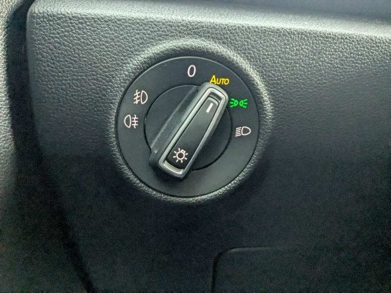 Photo 14 de l’annonce de VOLKSWAGEN T-Roc d’occasion à vendre à PAYS DE GEX