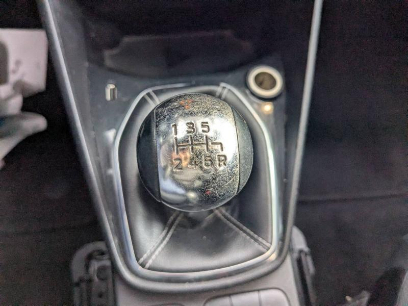 Photo 19 de l’annonce de FORD Fiesta d’occasion à vendre à PAYS DE GEX