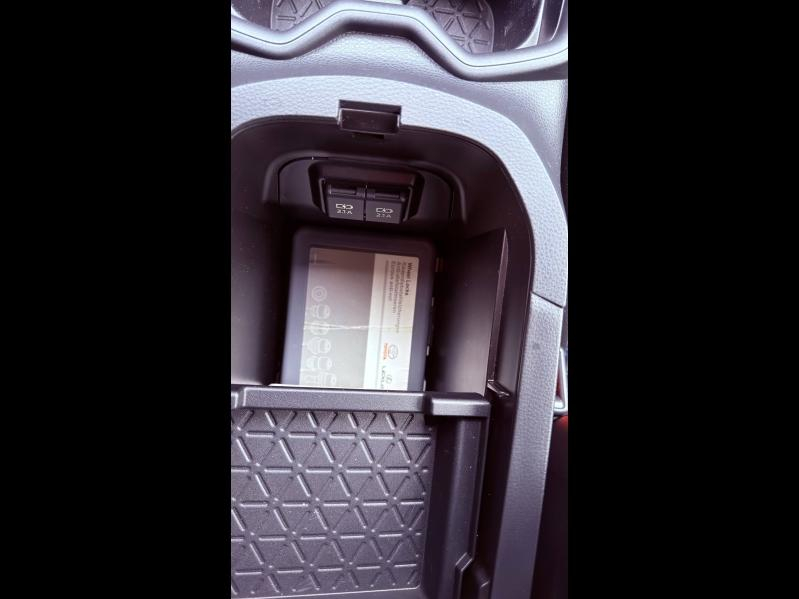 Photo 11 de l’annonce de TOYOTA RAV4 d’occasion à vendre à MANOSQUE